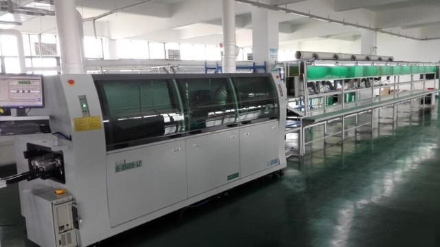 波峰焊設(shè)備系統(tǒng)分類(lèi)及其特點(diǎn)